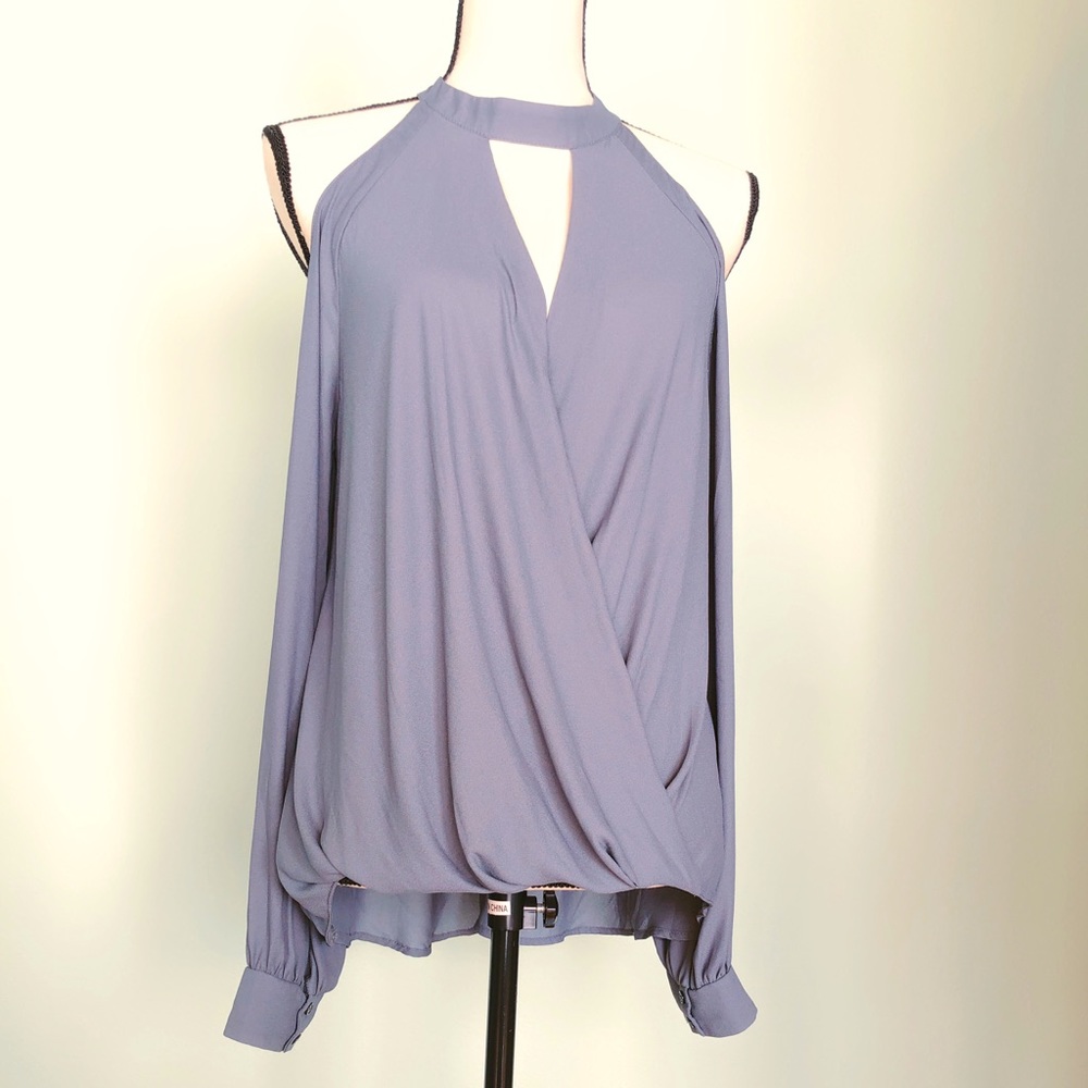LUSH. Womens Cold shoulder top